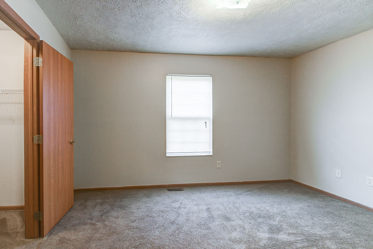 Photos and Video of Heathermoor I in Weirton, WV